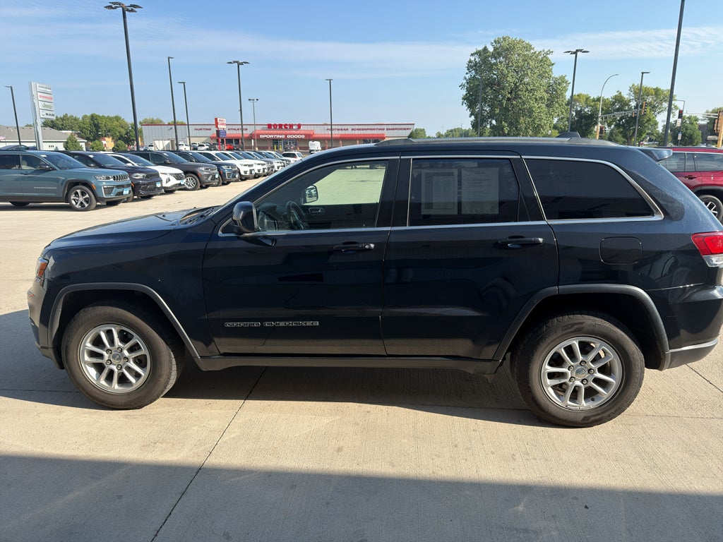 2020 Jeep Grand Cherokee Laredo