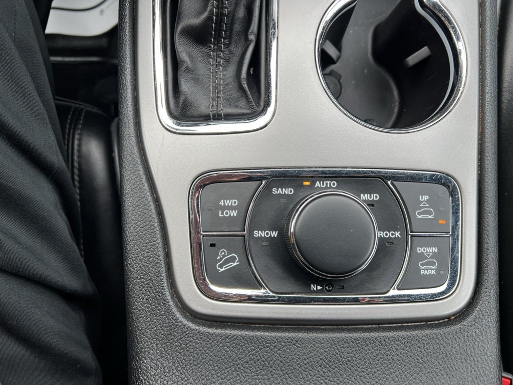 2020 Jeep Grand Cherokee Overland