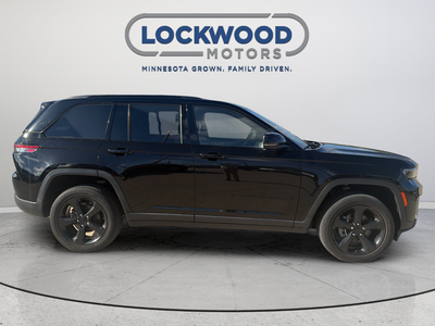 2022 Jeep Grand Cherokee Altitude