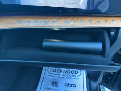 2024 Jeep Grand Wagoneer Series III