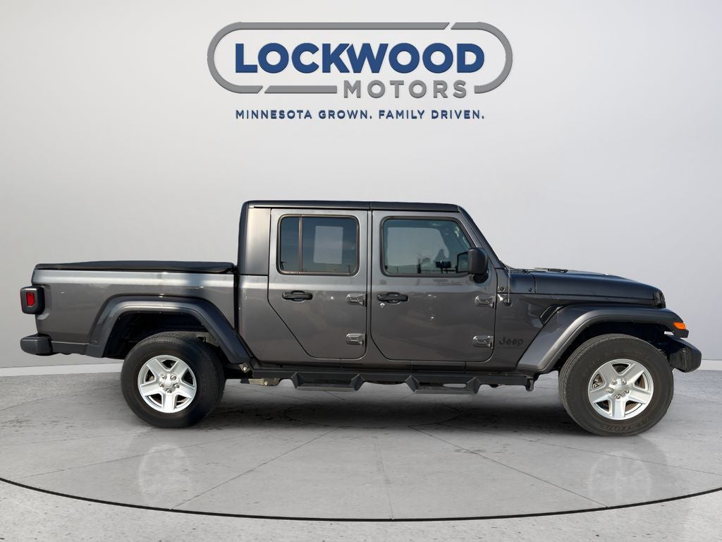 2022 Jeep Gladiator Sport S