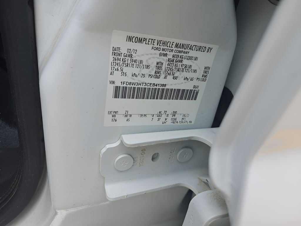 2012 Ford Super Duty F-350 DRW XL