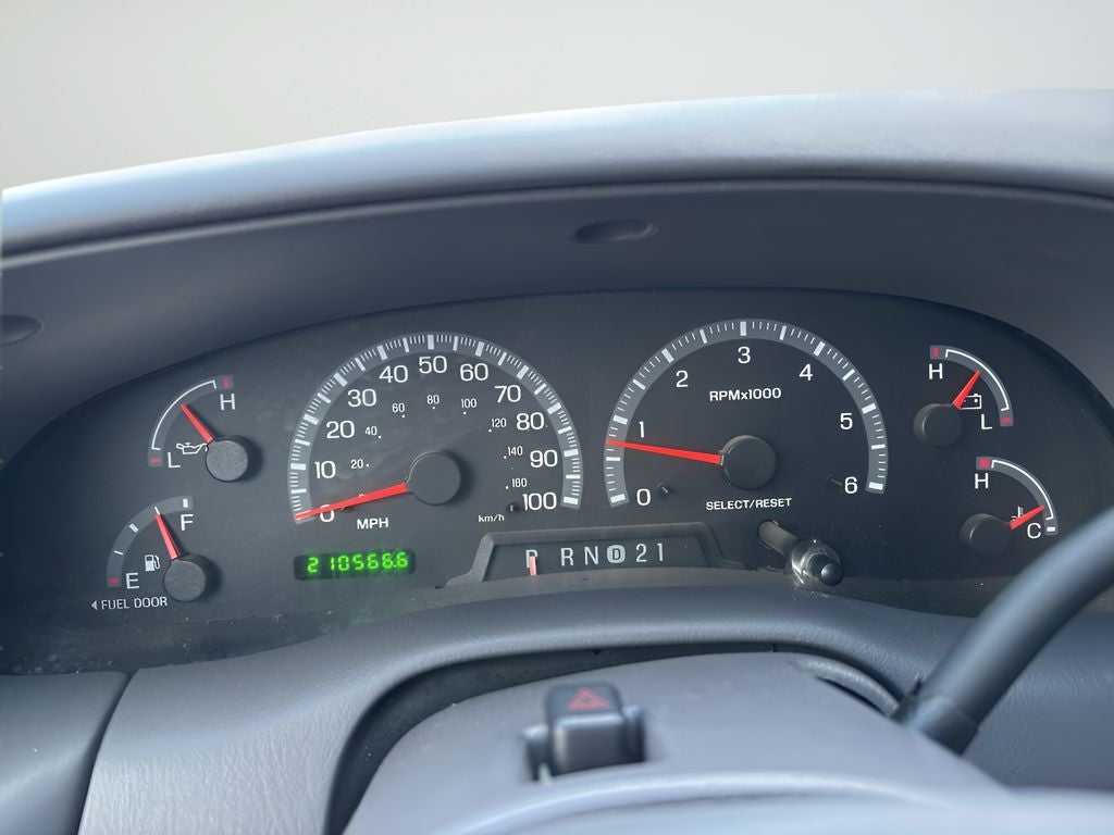 2002 Ford F-150 XLT