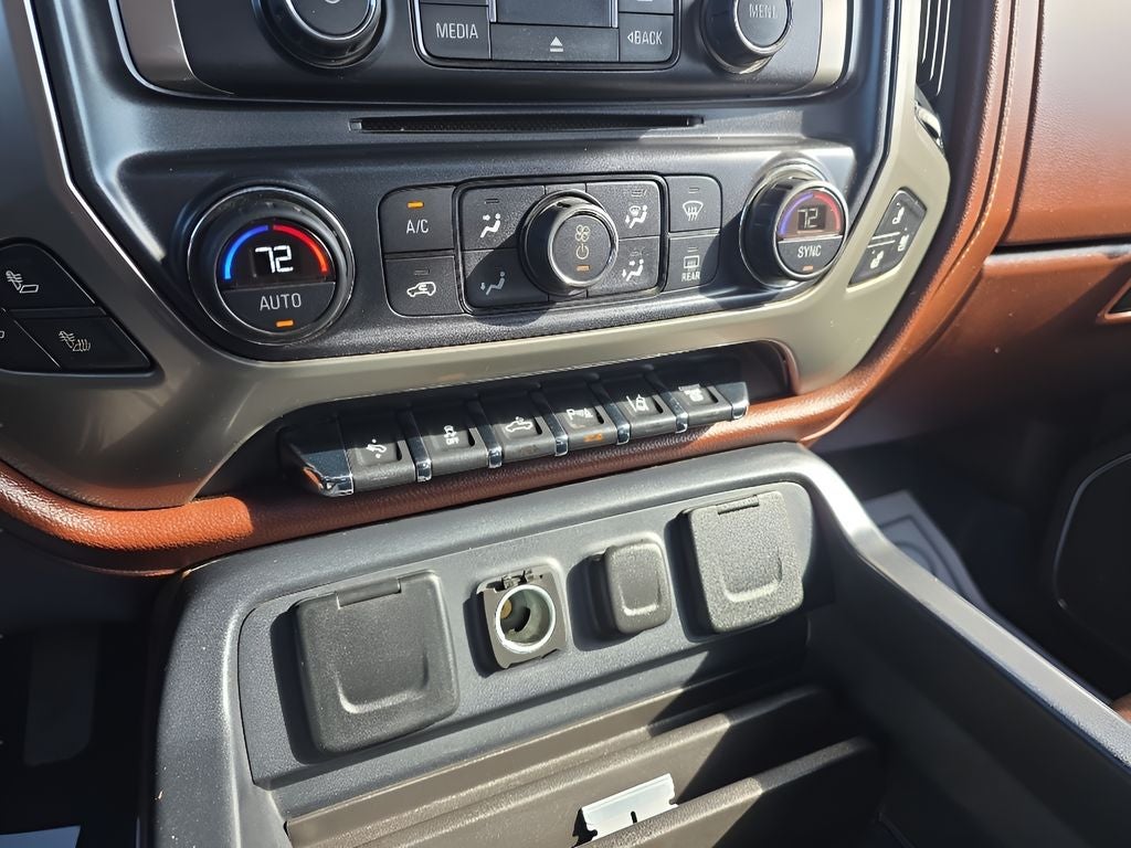 2016 Chevrolet Silverado 3500 HD High Country