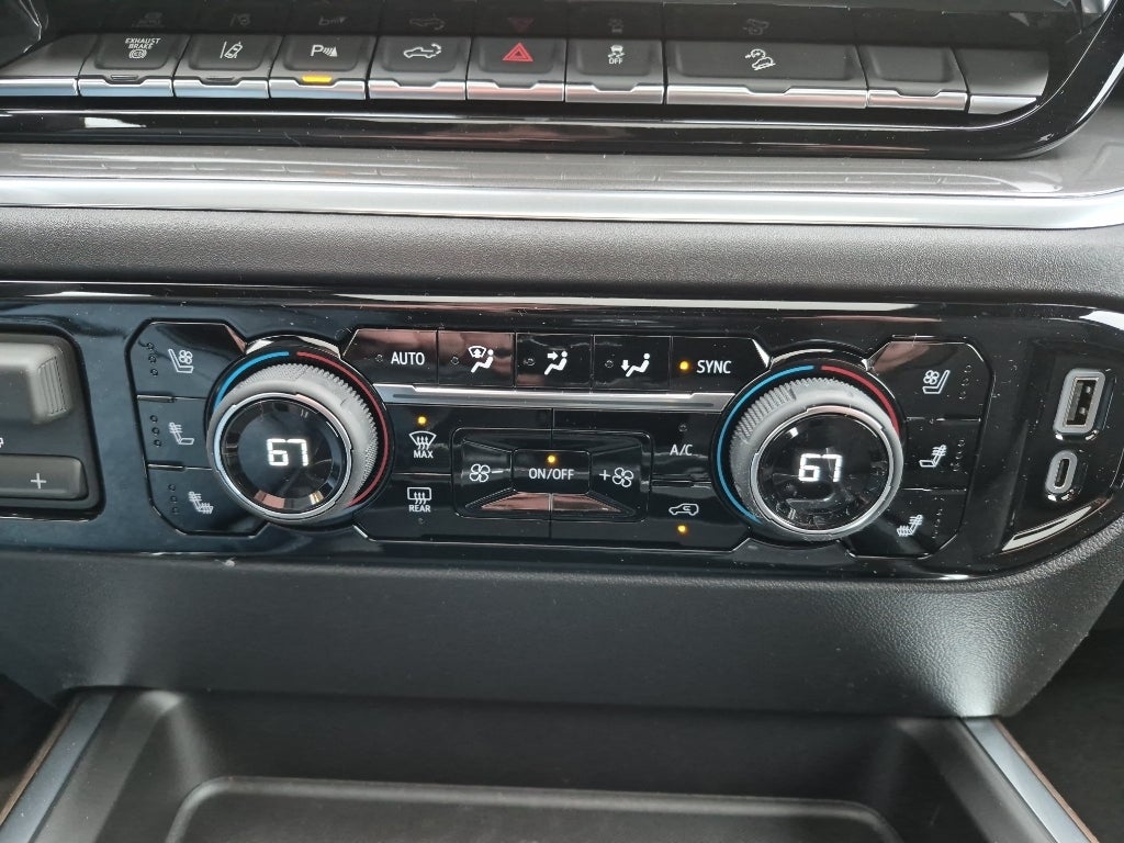 2026 Chevrolet Silverado 3500 HD High Country