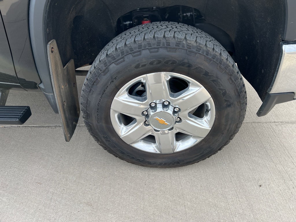 Used 2022 Chevrolet Silverado 3500HD LTZ with VIN 1GC4YUEY1NF161798 for sale in Marshall, Minnesota