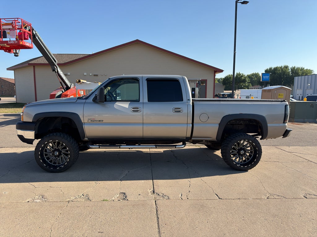 2003 Chevrolet Silverado 2500 HD LS