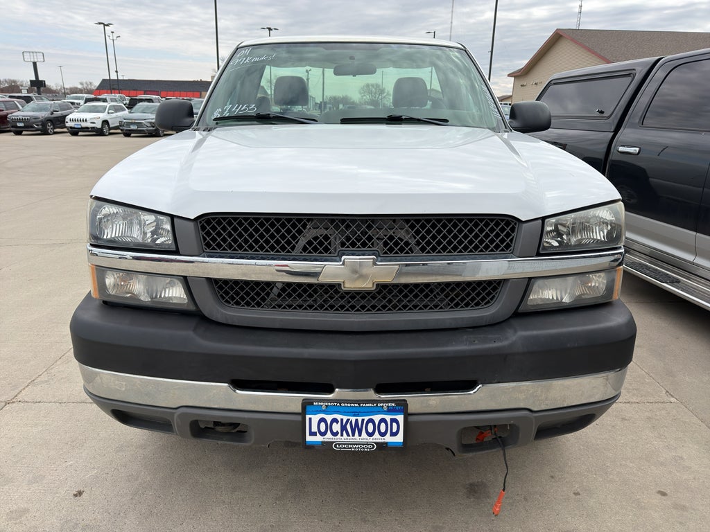 Used 2004 Chevrolet Silverado 2500HD Work with VIN 1GCHK24U24E321262 for sale in Marshall, MN