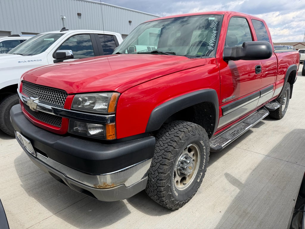 2004 Chevrolet Silverado 2500 HD LS