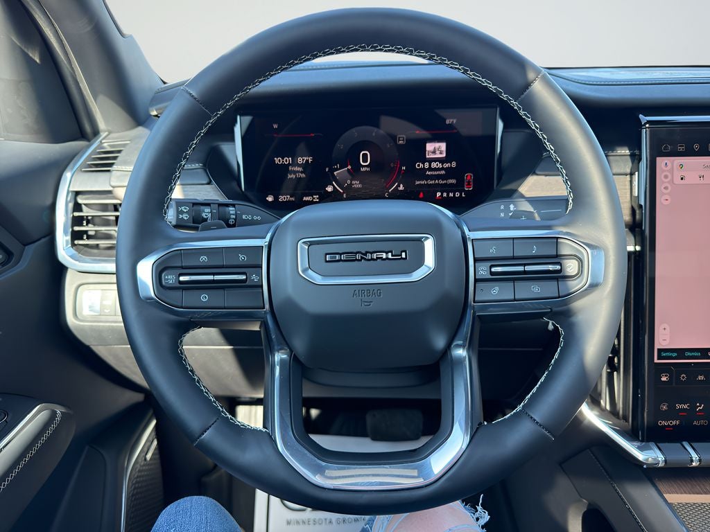 2024 GMC Acadia Denali
