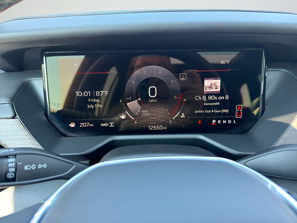 2024 GMC Acadia Denali