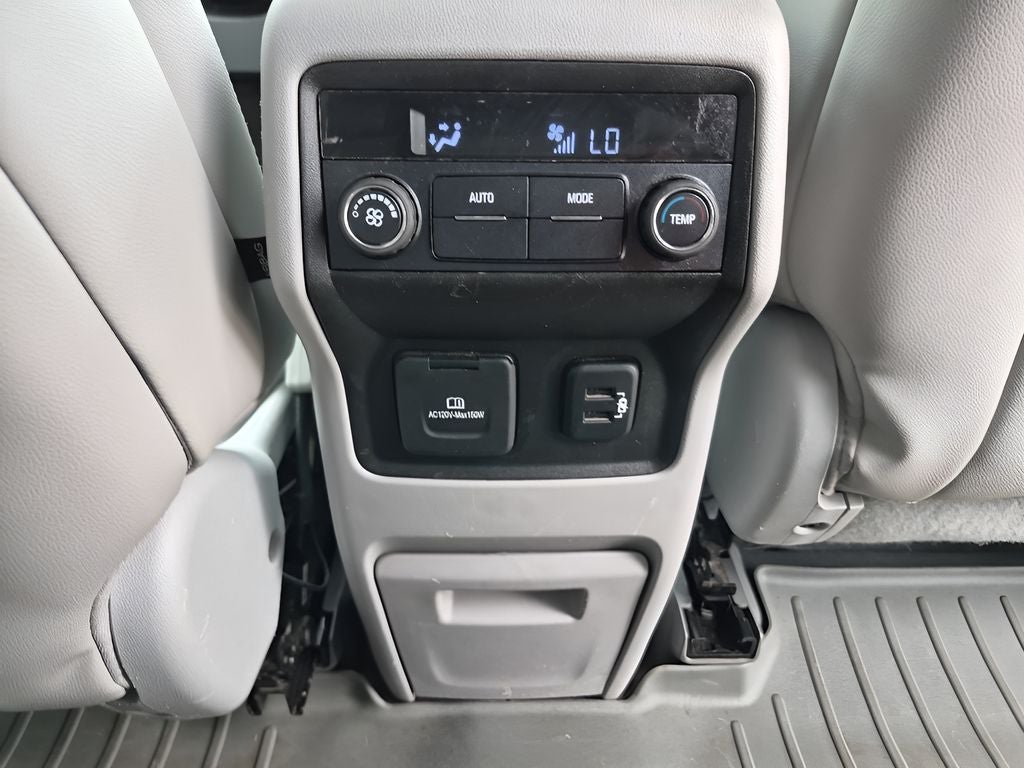 2017 GMC Acadia SLT