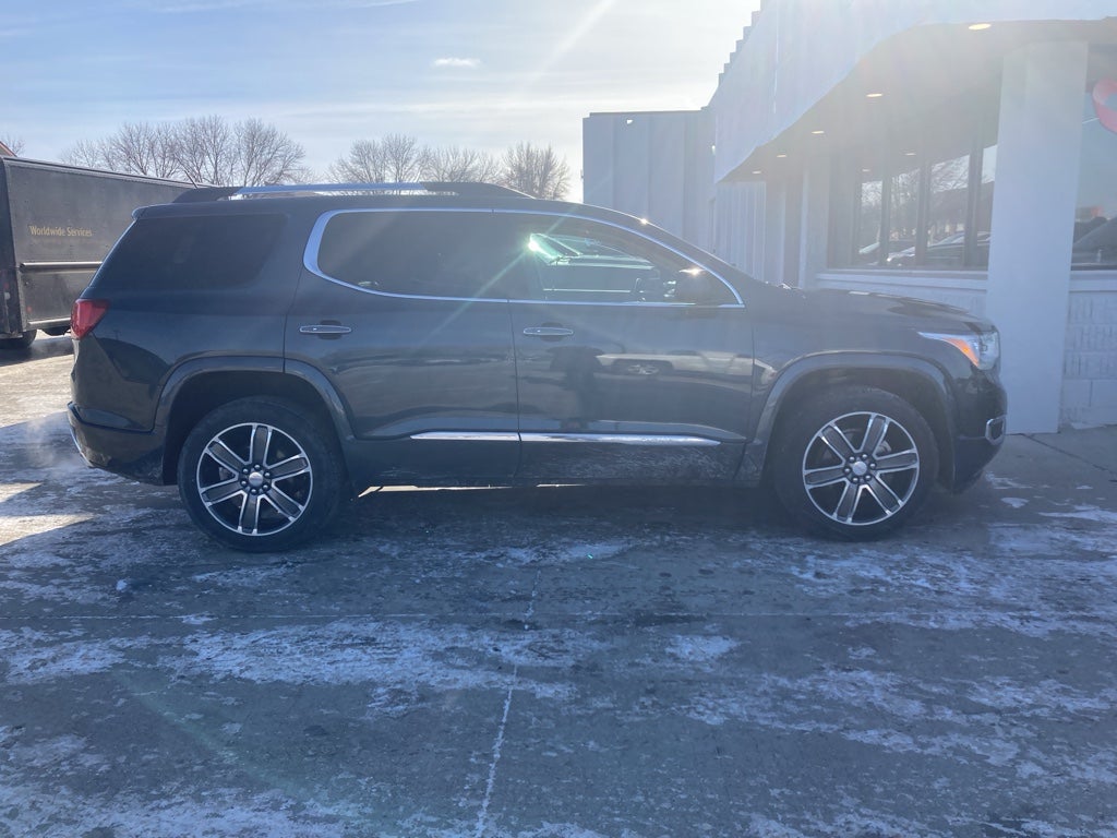 2019 GMC Acadia Denali