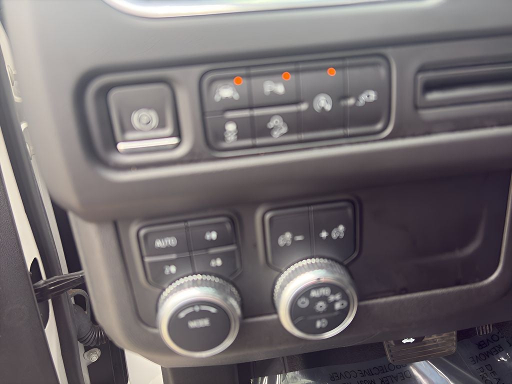 2022 GMC Yukon AT4