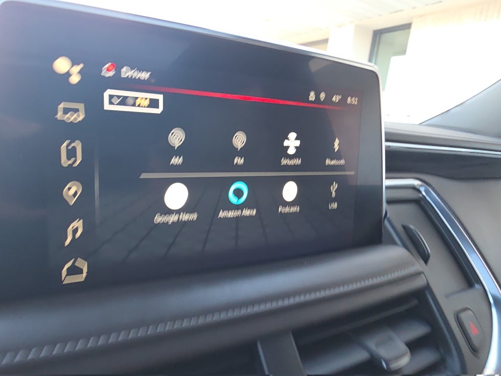 2023 GMC Yukon XL SLT