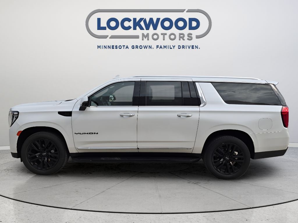 2023 GMC Yukon XL SLT