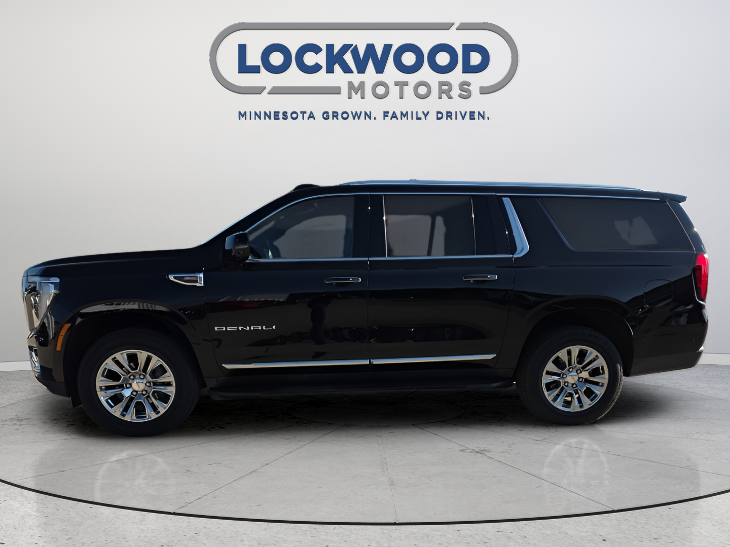 Used 2026 GMC Yukon XL Denali with VIN 1GKS2JKLXTR142554 for sale in Marshall, Minnesota