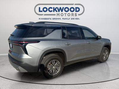 2025 Chevrolet Traverse LT