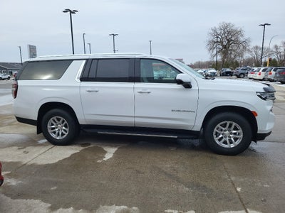 2022 Chevrolet Suburban LT