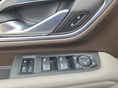 2022 Chevrolet Suburban LT