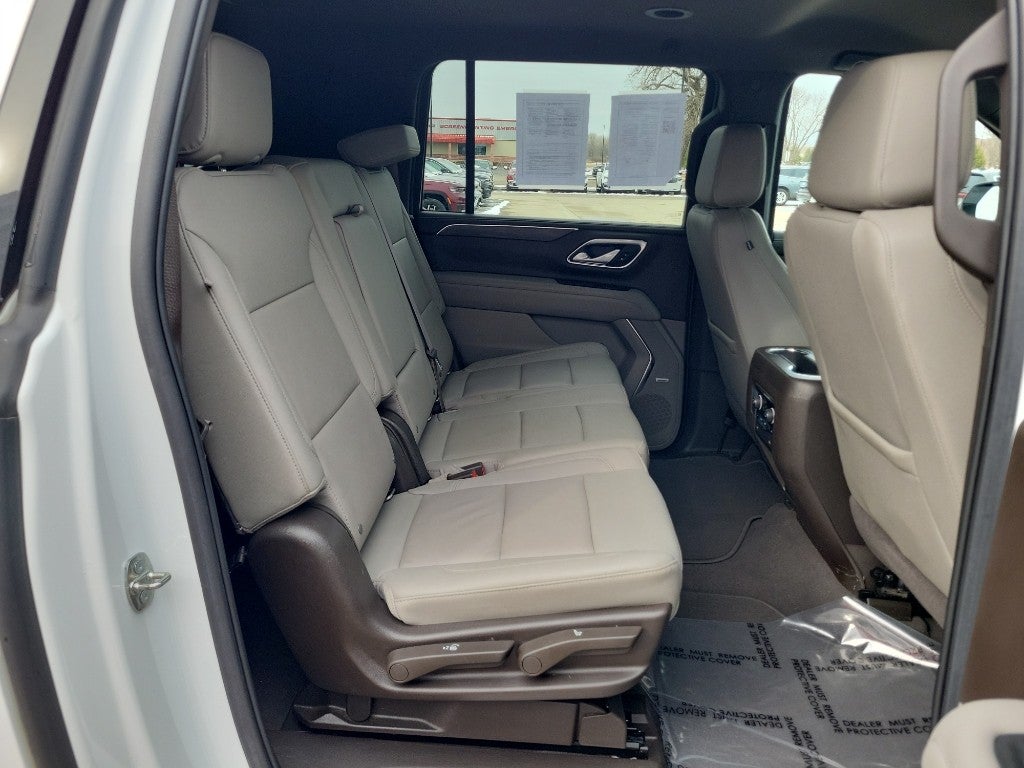 2022 Chevrolet Suburban LT