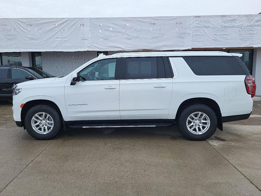2022 Chevrolet Suburban LT