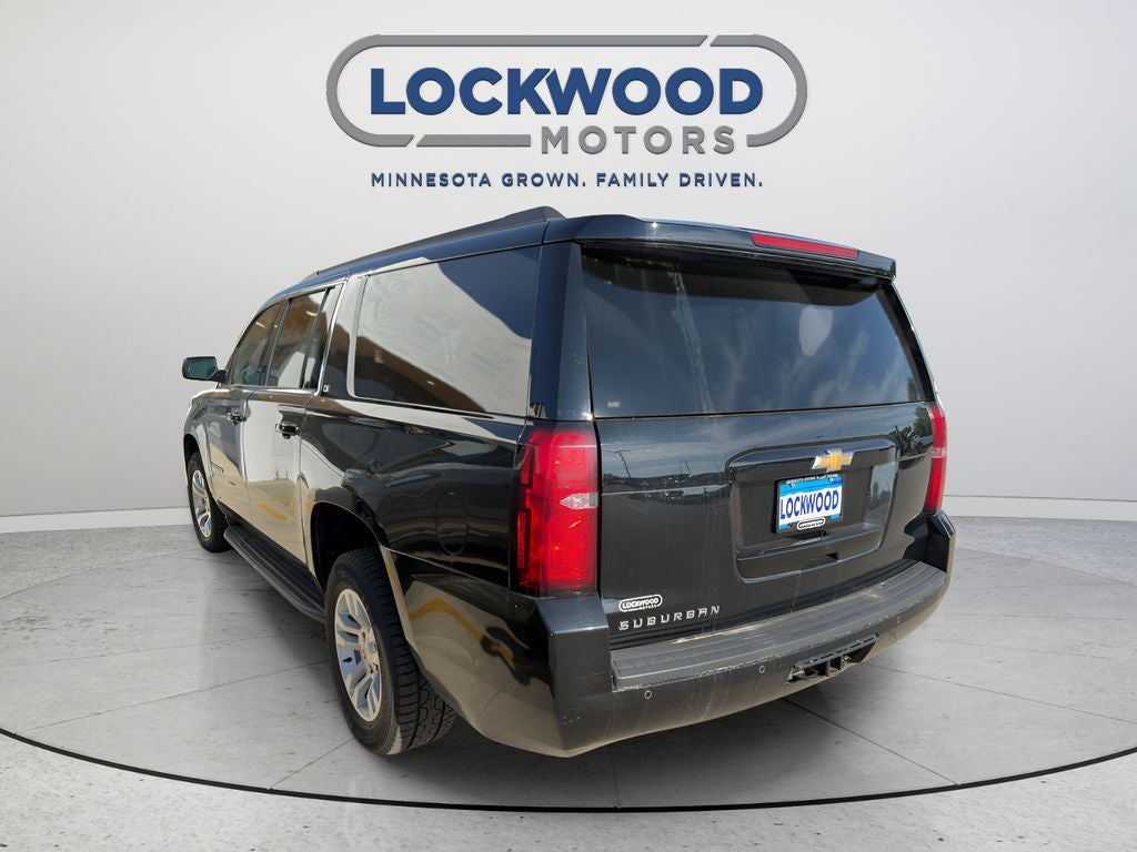 Used 2019 Chevrolet Suburban LT with VIN 1GNSKHKC3KR289714 for sale in Marshall, Minnesota