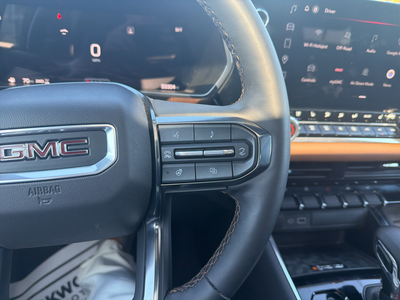 2024 GMC Canyon AT4