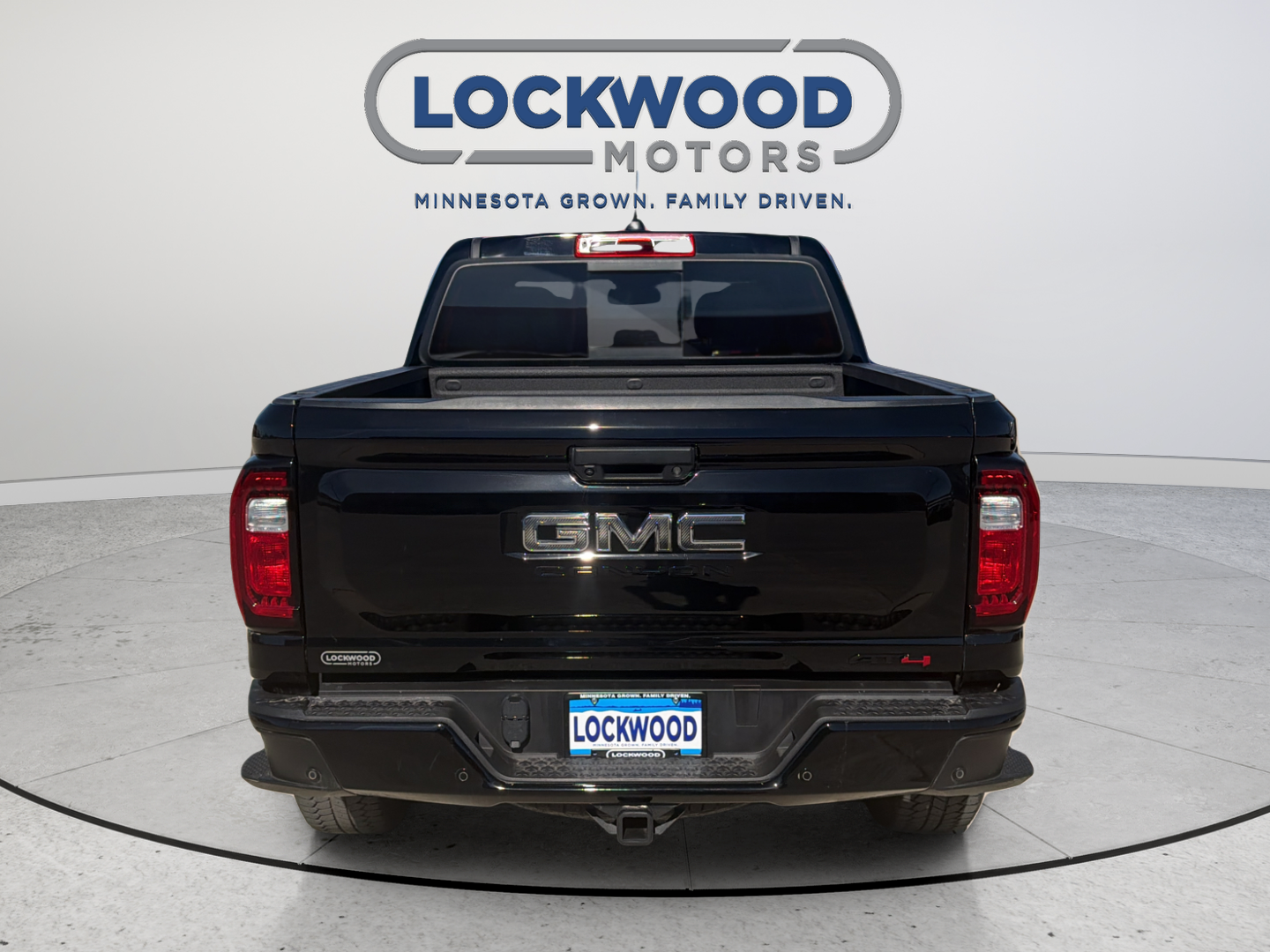 2024 GMC Canyon AT4