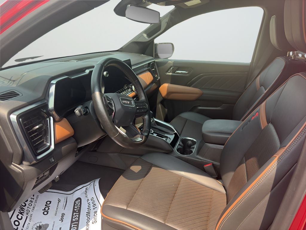 2024 GMC Canyon AT4