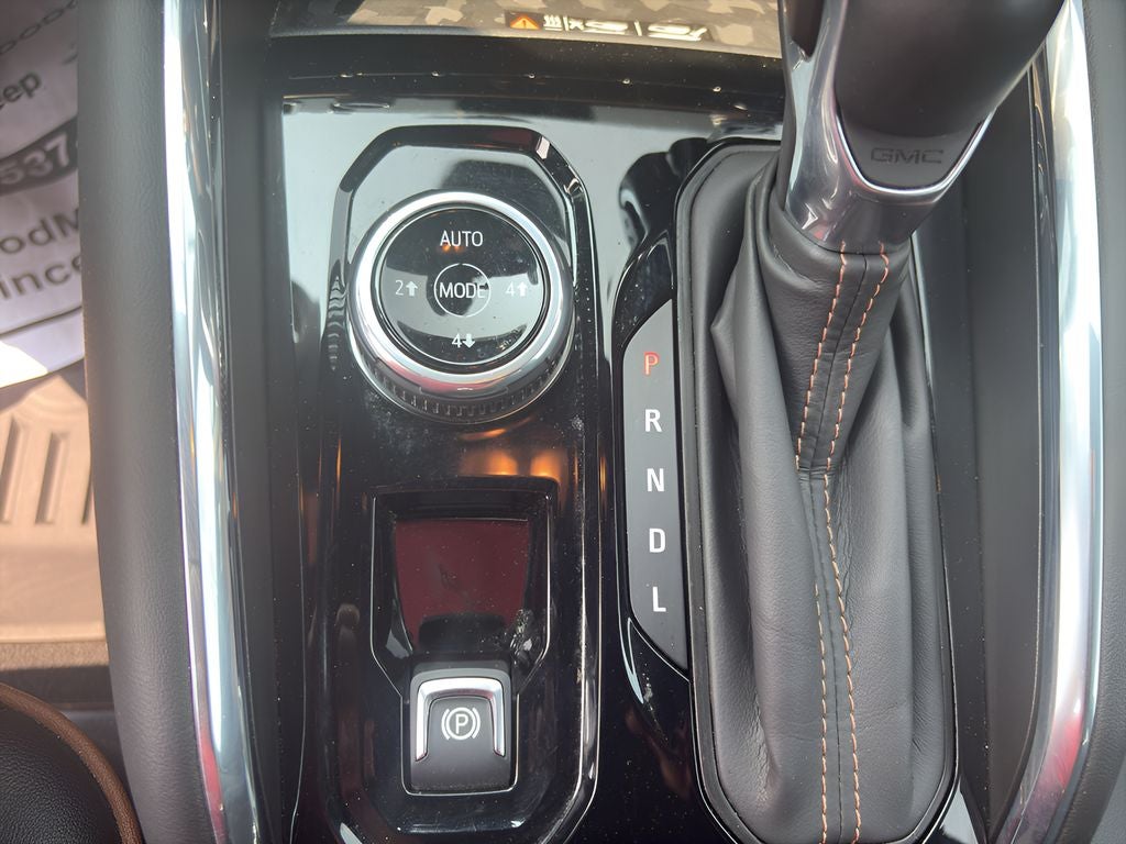 2024 GMC Canyon AT4