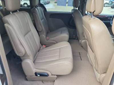 2012 Chrysler Town & Country Touring
