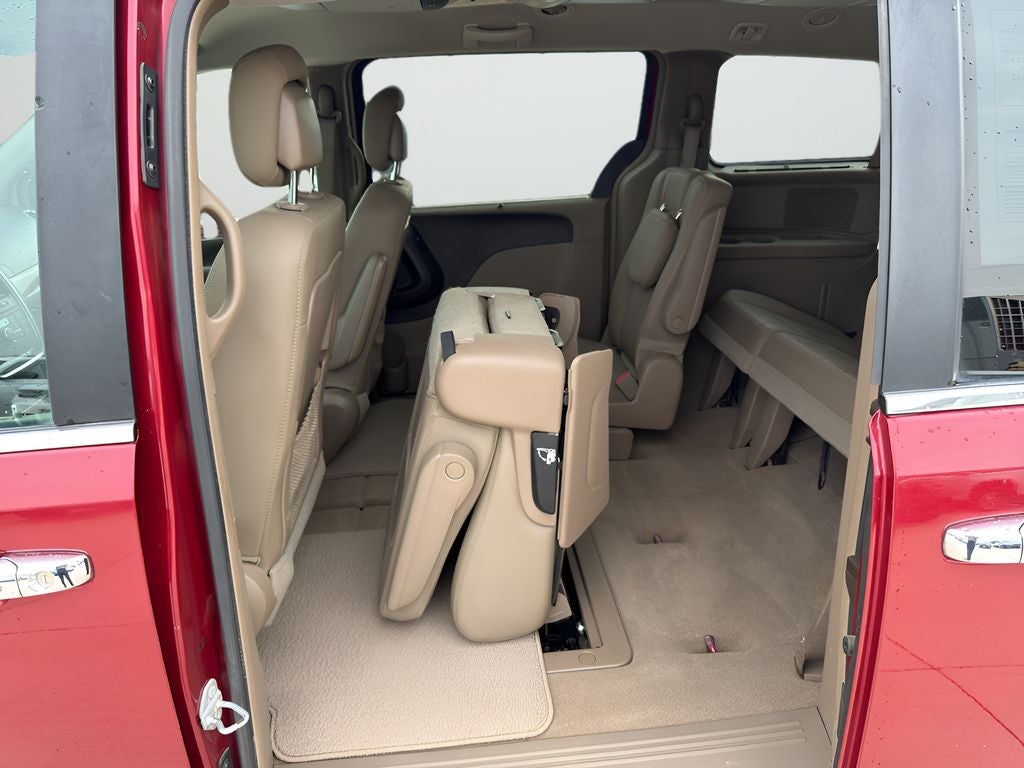 2016 Chrysler Town & Country Touring
