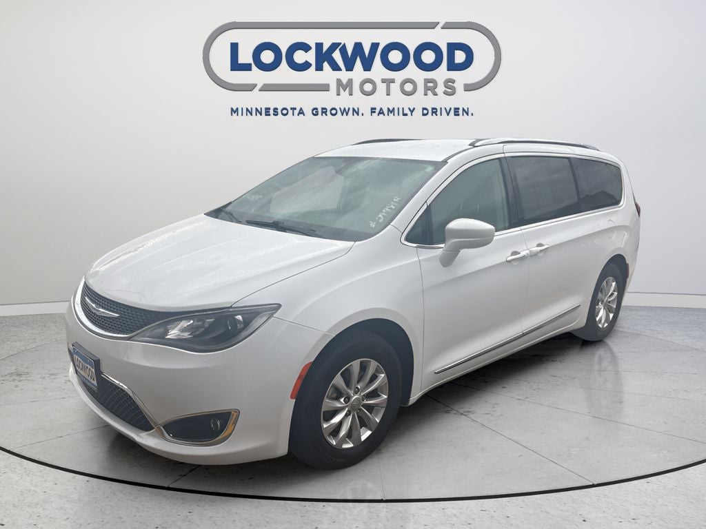2018 Chrysler Pacifica Touring L Plus
