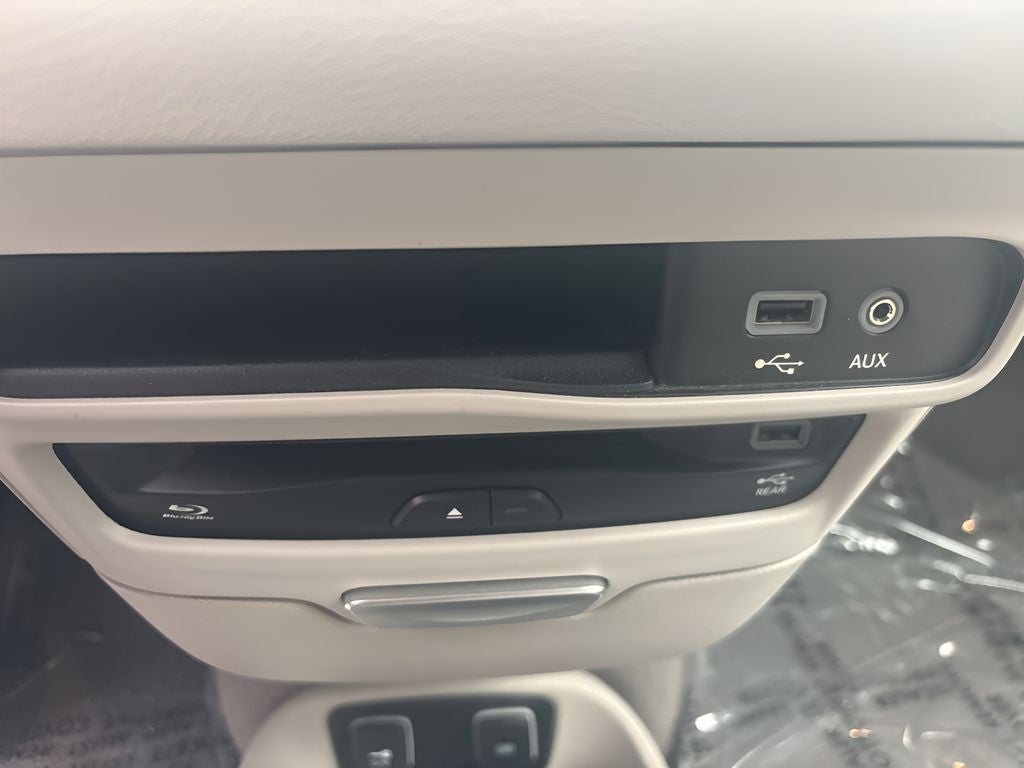 2018 Chrysler Pacifica Touring L Plus