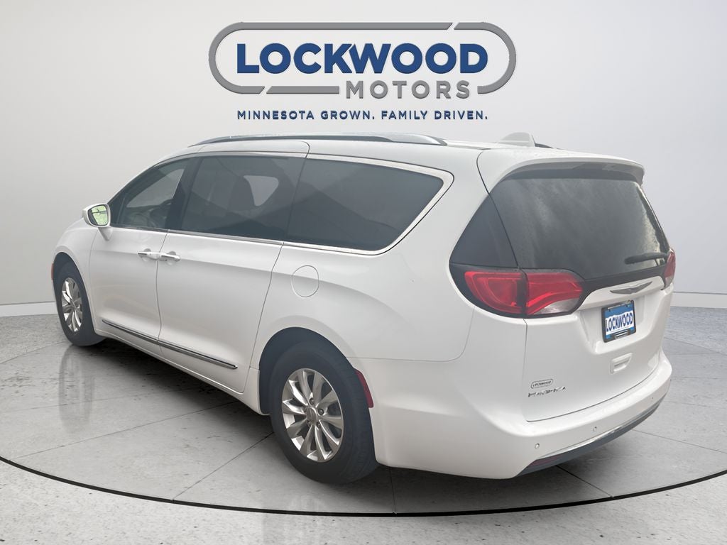 2018 Chrysler Pacifica Touring L Plus