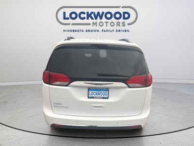 2018 Chrysler Pacifica Touring L Plus