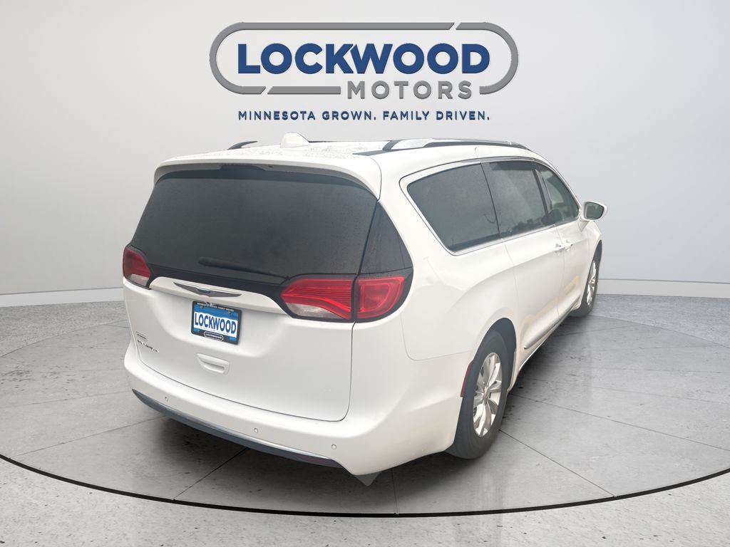 2018 Chrysler Pacifica Touring L Plus