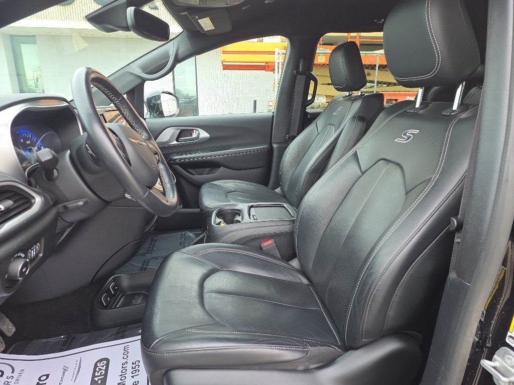 2021 Chrysler Pacifica Touring L