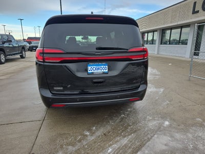 2021 Chrysler Pacifica Touring L
