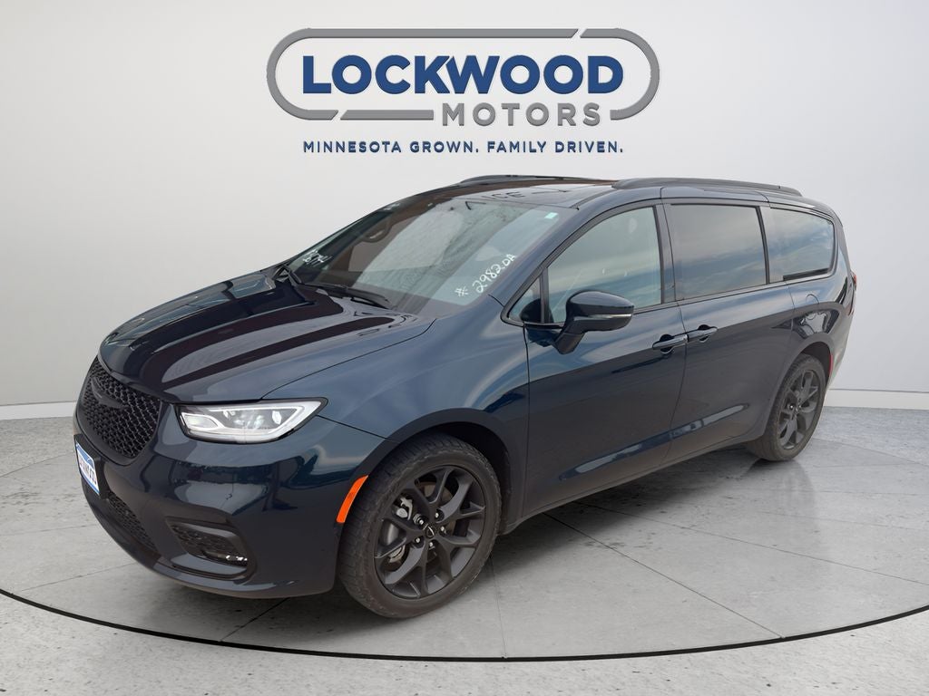 2022 Chrysler Pacifica Limited
