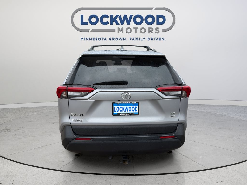 2020 Toyota RAV4 LE