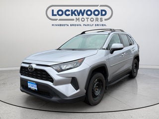 2020 Toyota RAV4 LE