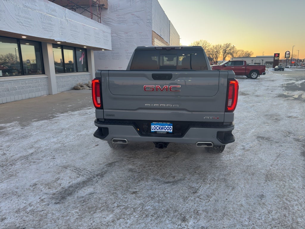 2024 GMC Sierra 1500 AT4