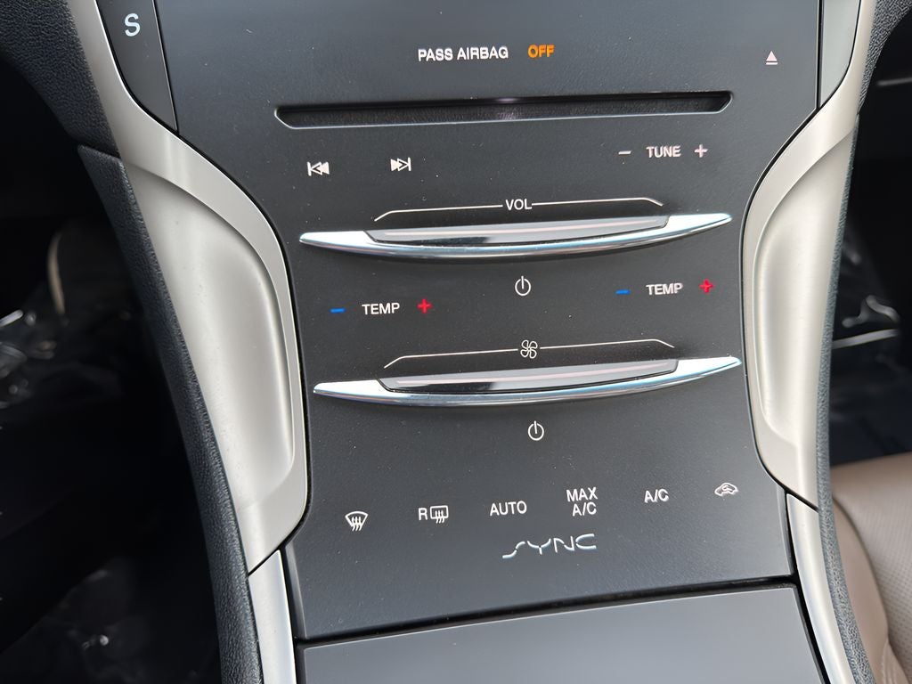 2016 Lincoln MKZ Base
