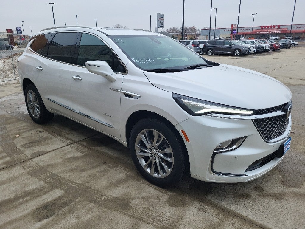 2024 Buick Enclave Avenir