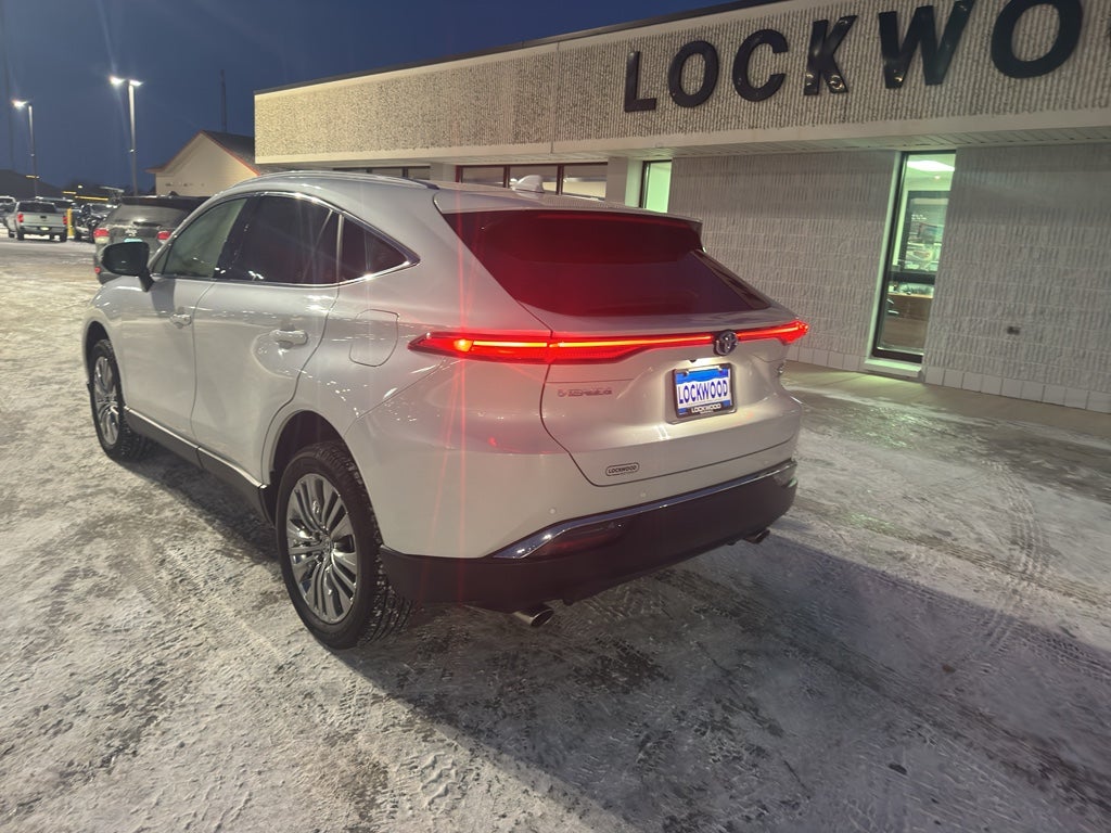 2022 Toyota Venza LE