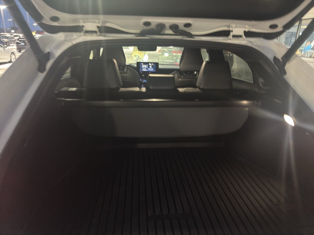 2022 Toyota Venza LE