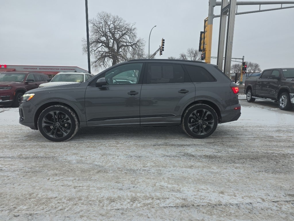 2025 Audi Q7 Premium Plus