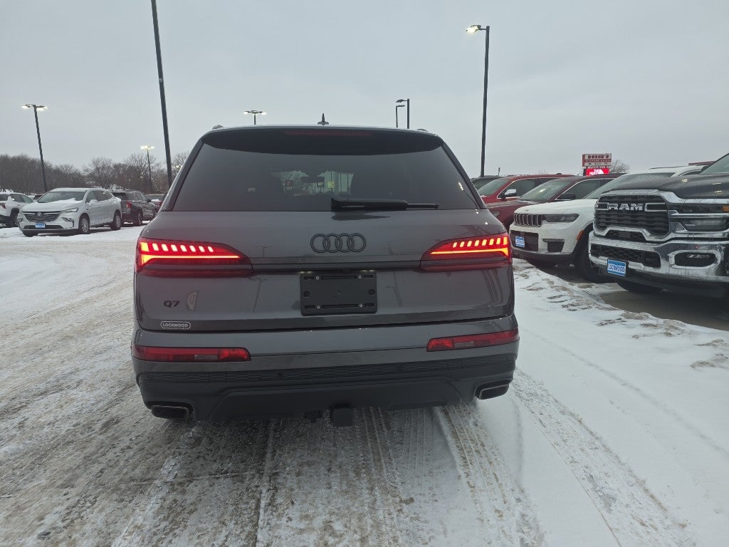2025 Audi Q7 Premium Plus